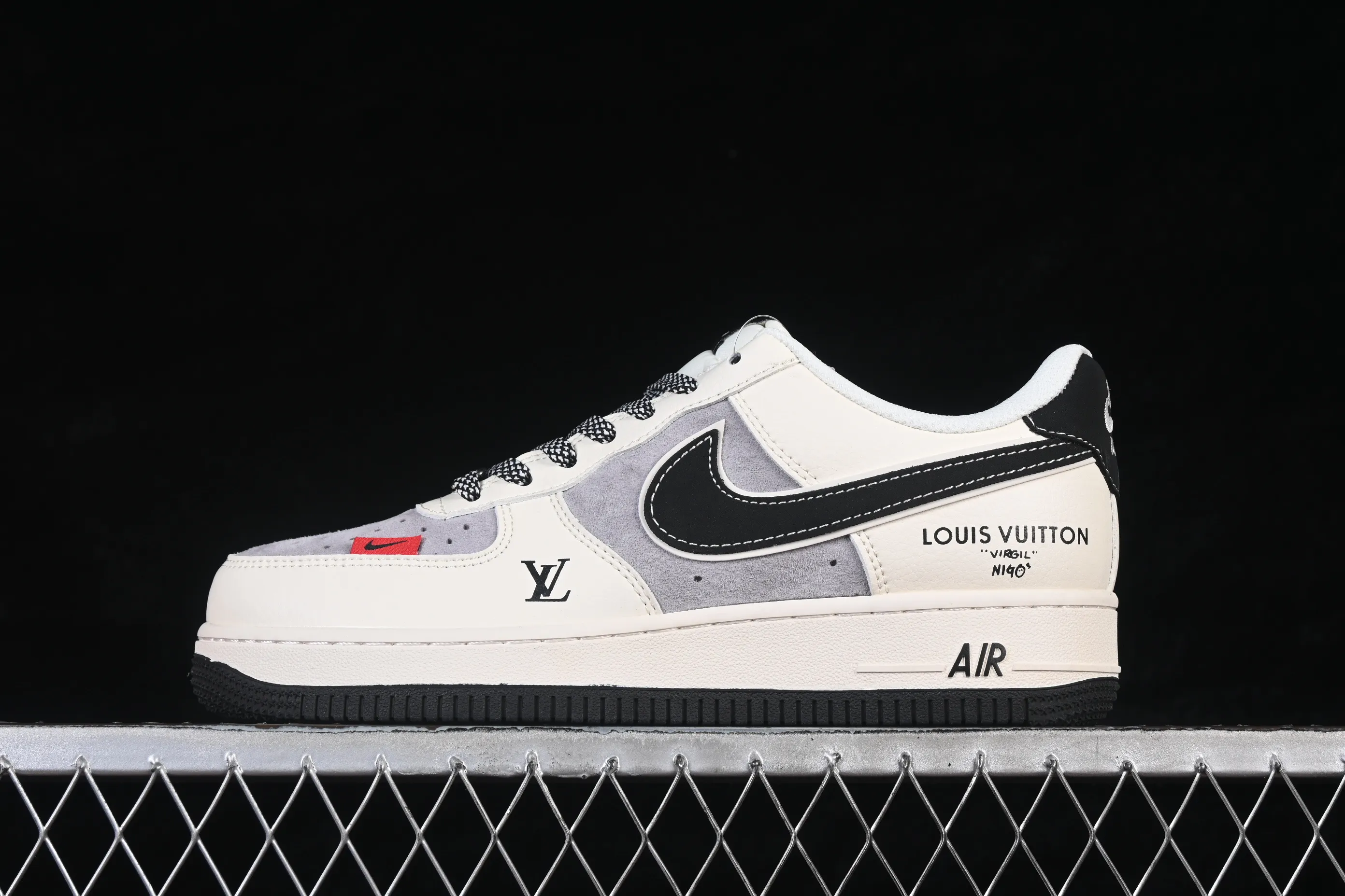 All categories Nk Air Force 1 Air Force series Nk Air Force 1 Low Air Force low-top Nike Air Force 1'07 Low joint black and gray suede Air Force 1 low-top casual sneakers XD9314-619